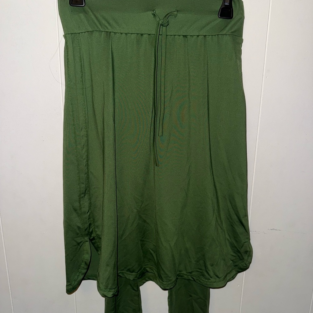 Chic Green Midi Skirt for Women